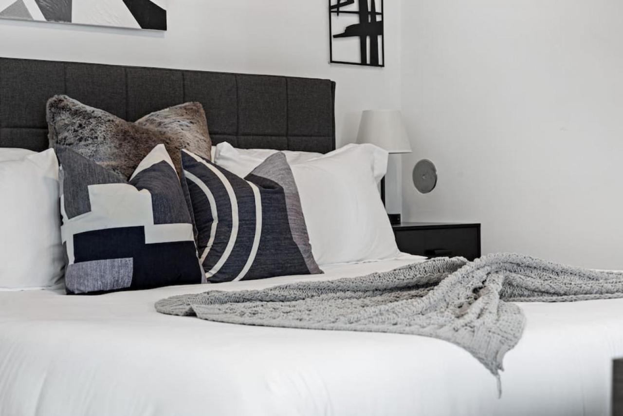 Corner Condo W/ Unrivaled Views マイアミ エクステリア 写真