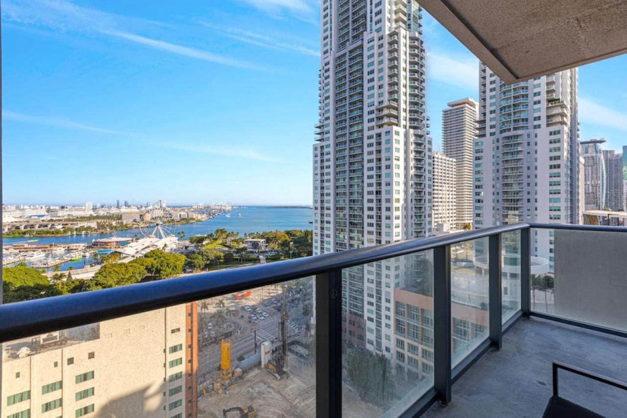 Corner Condo W/ Unrivaled Views マイアミ エクステリア 写真